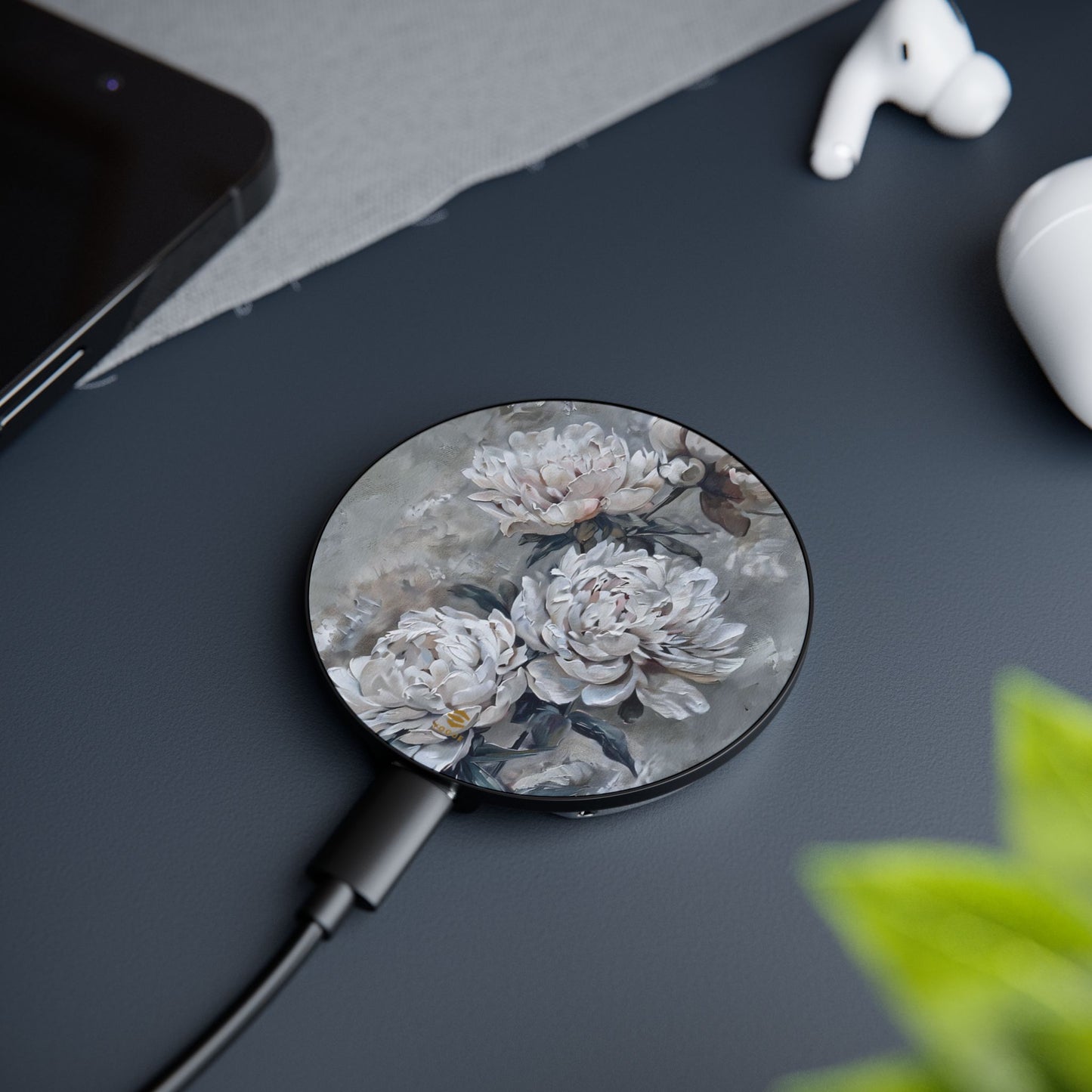 Peony Painting Magnetic Induction Charger