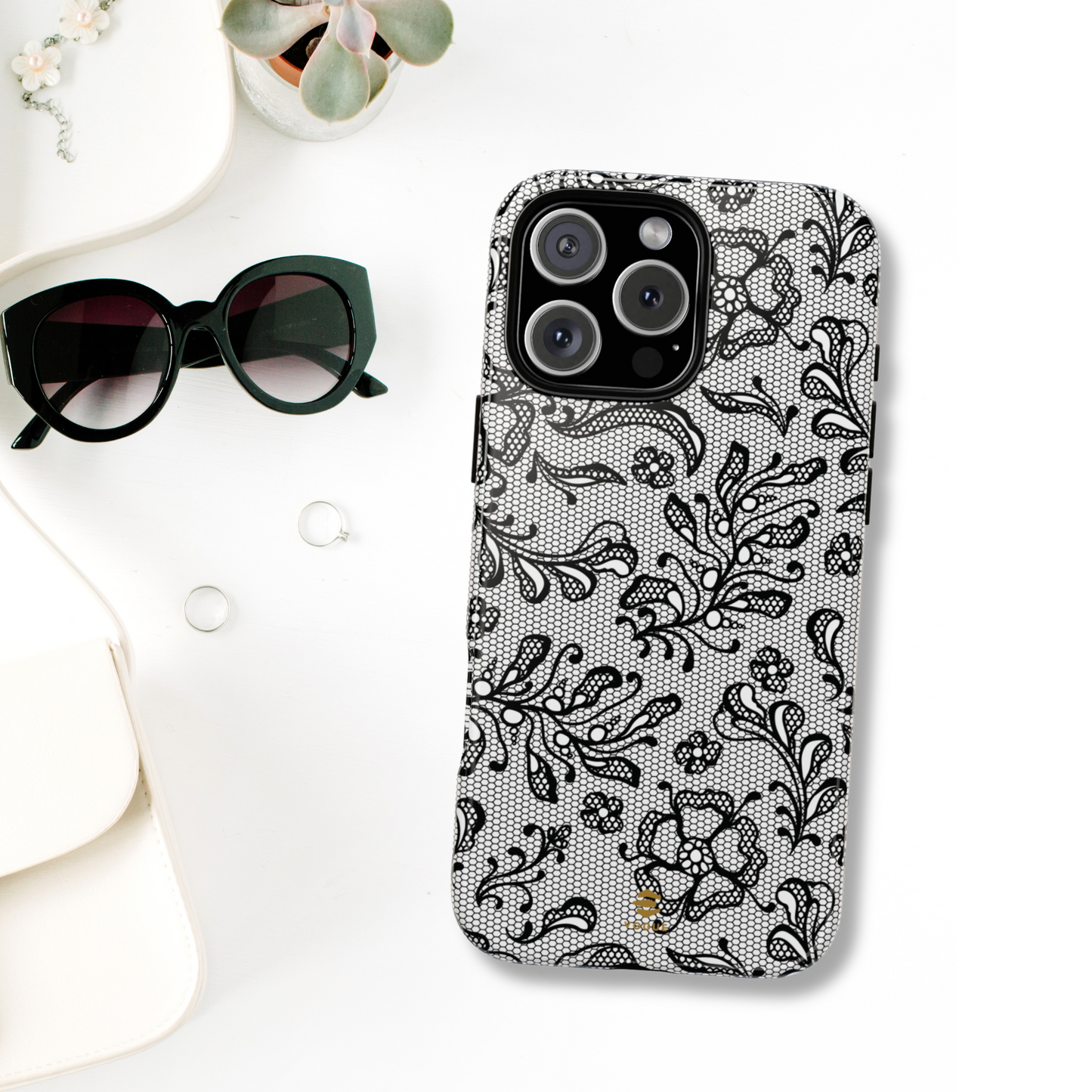 Funda para iPhone con encaje negro