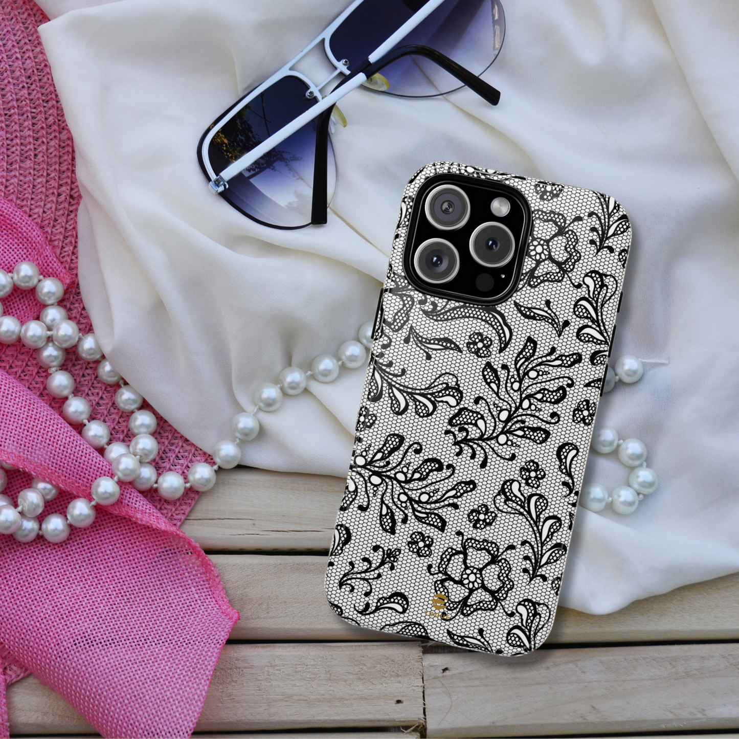 Funda para iPhone con encaje negro