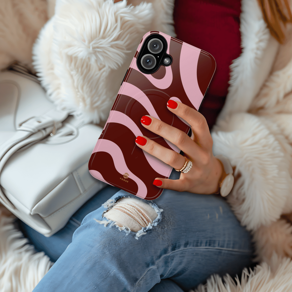 Maroon Ripple MagSafe iPhone Case