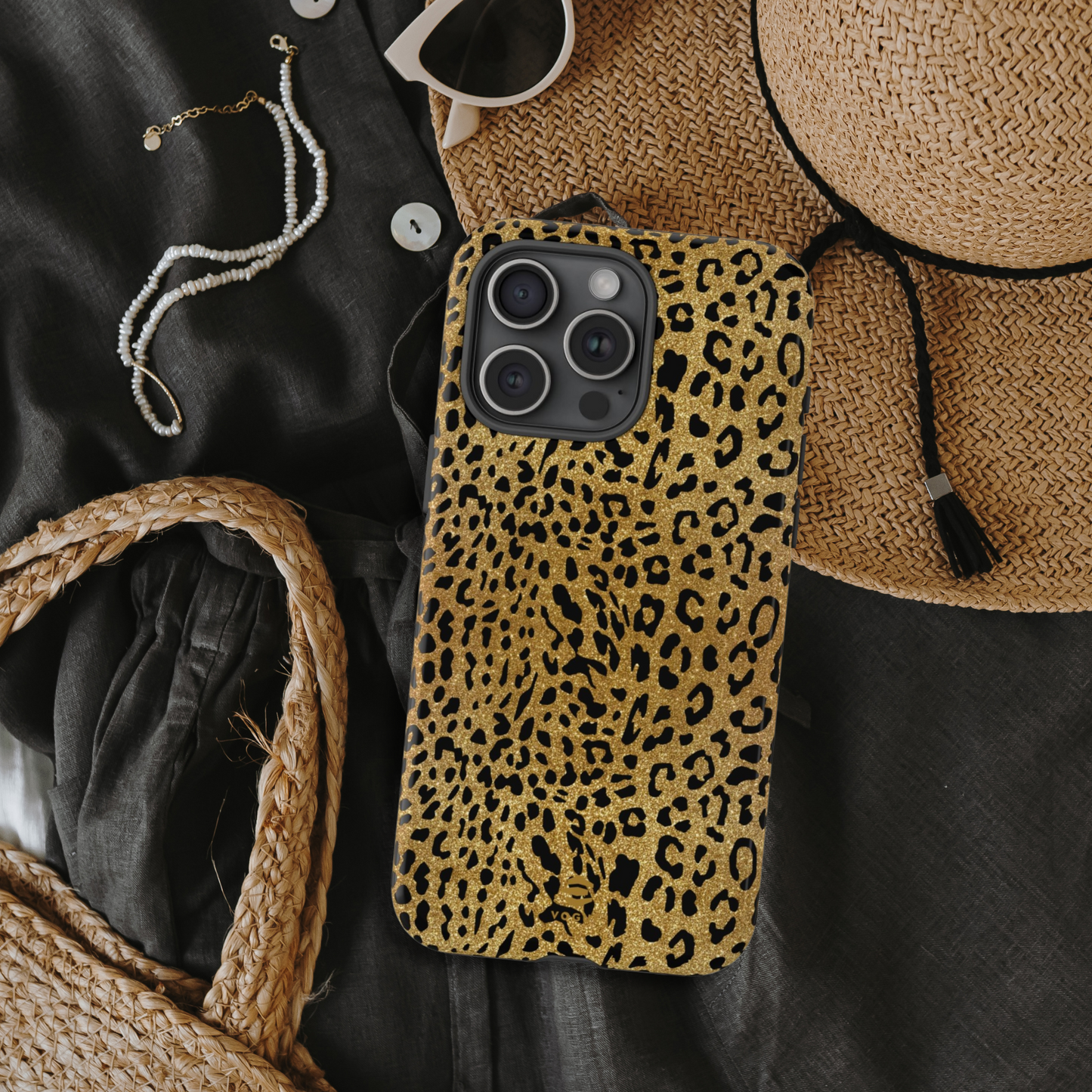 iPhone-Hülle mit goldenem Leopardenmuster